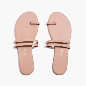 TKEES Leah Women’s Sandal in Buff